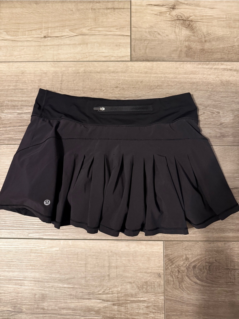 lululemon athletica Black Athletic Skort - Circuit Breaker Skort - Picture 3 of 5